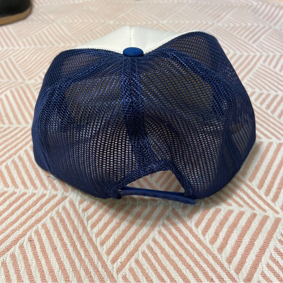 Vintage 80s Taurus Trucker Hat - Picture 4 of 5